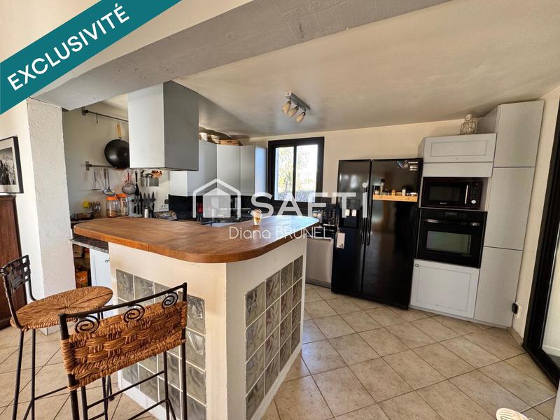 Maison - 170 m² - 5 pièces