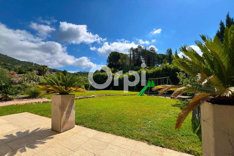 Villa - 140 m² - 5 pièces