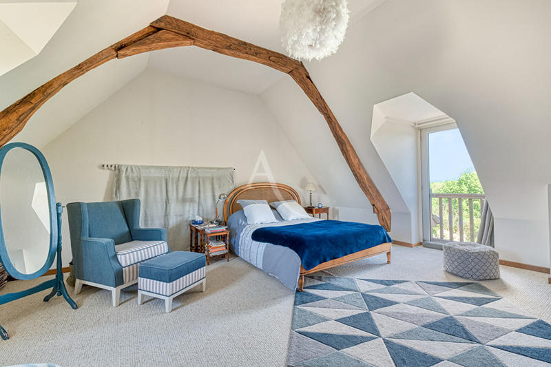 Maison - 400 m² - 18 pièces