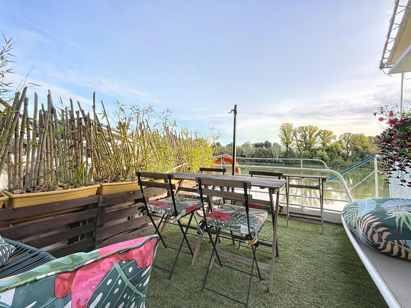 Péniche - 164 m² - 6 pièces