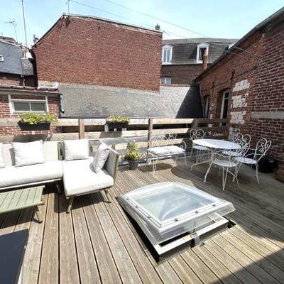 Maison - 205 m² - 7 pièces