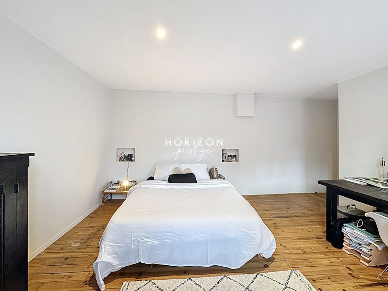 Maison ancienne - 245 m² - 10 pièces