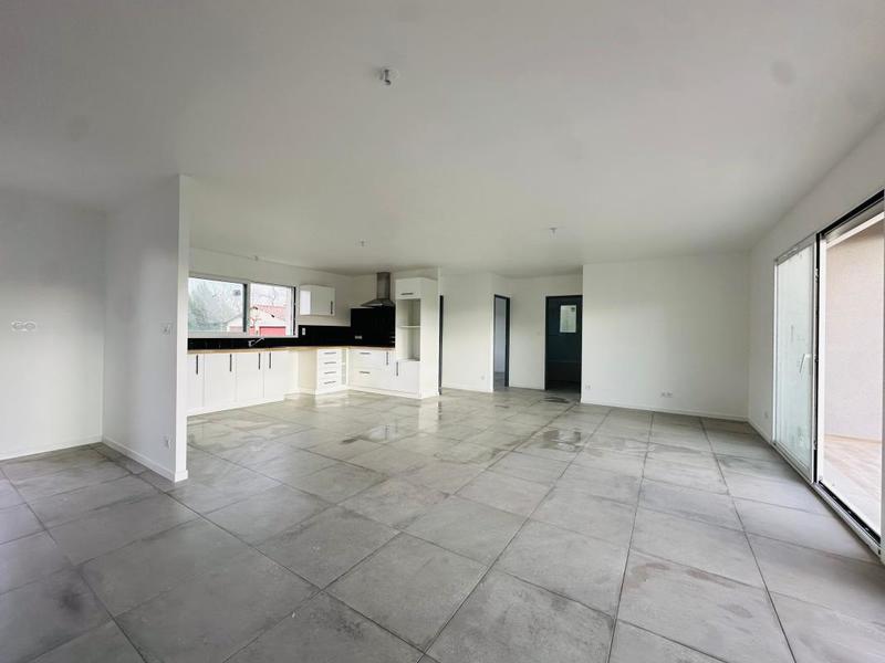 Maison - 120 m² - 4 pièces