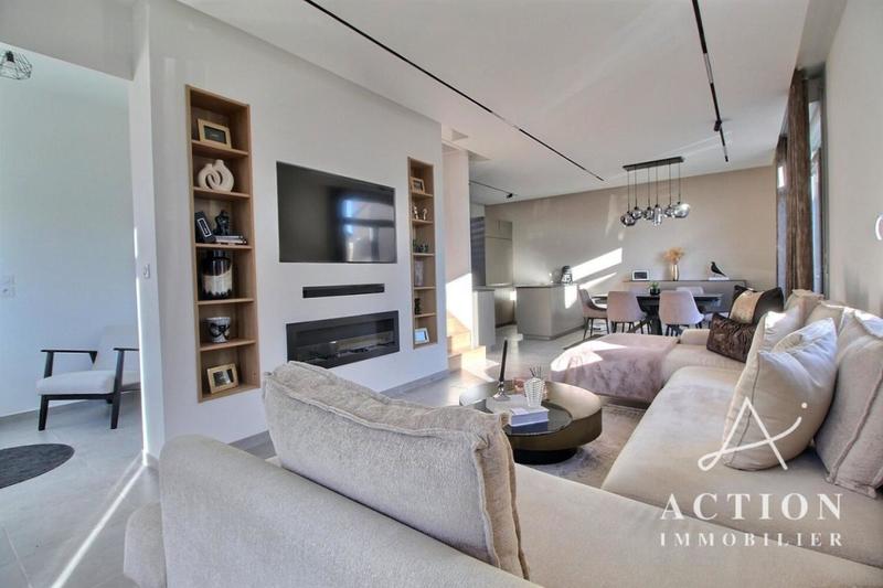 Maison - 86 m² - 4 pièces