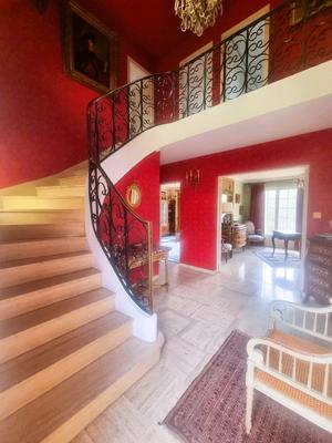 Maison - 177 m² - 7 pièces