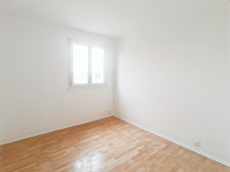 Appartement - 90 m² - 5 pièces