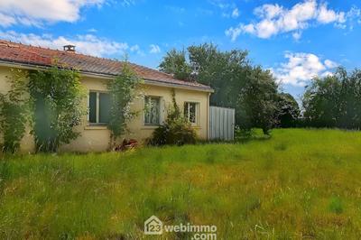 Maison - 90 m² - 4 pièces