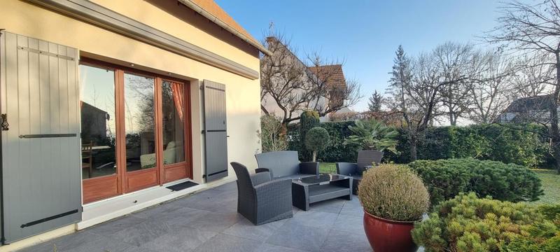 Maison - 170 m² - 7 pièces