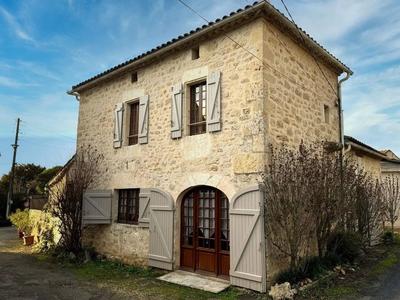 Maison en pierre - 88 m² - 3 pièces