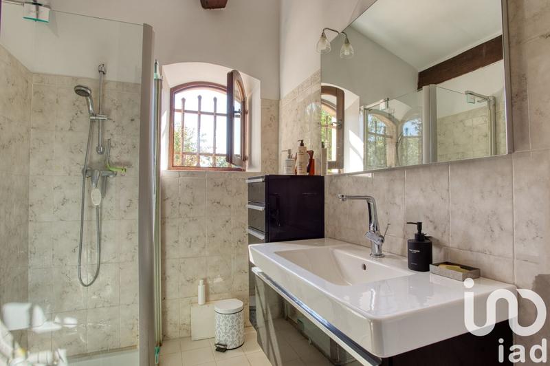 Maison - 143 m² - 6 pièces