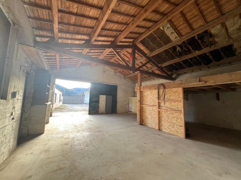 Maison - 253 m² - 5 pièces