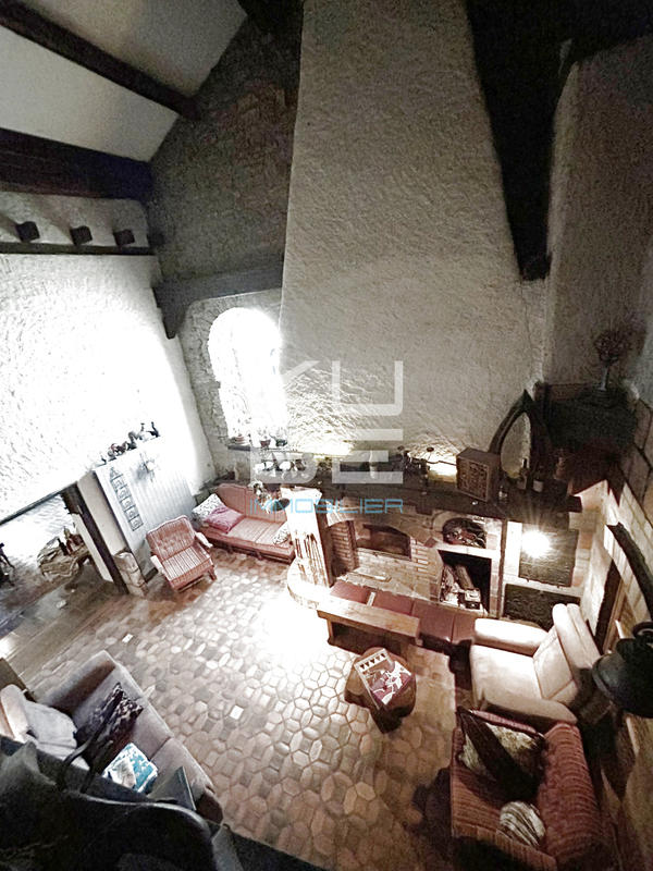 Maison - 165 m² - 6 pièces