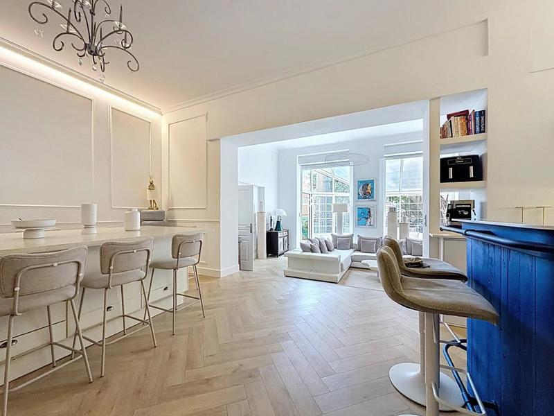 Loft - 108 m² - 4 pièces