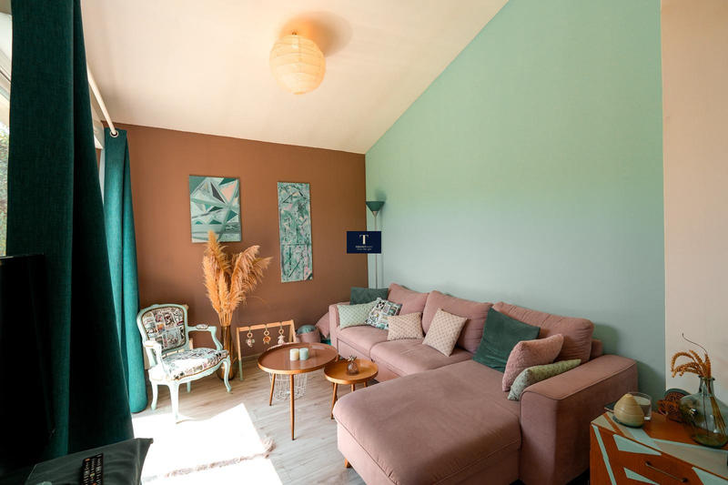 Maison traditionnelle - 95 m² - 4 pièces