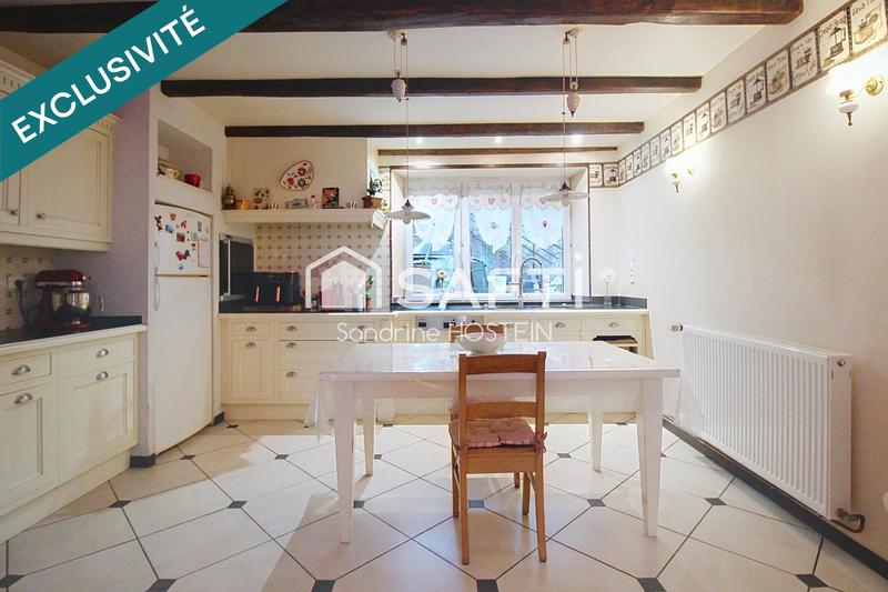 Maison - 180 m² - 8 pièces