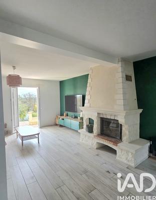 Maison - 157 m² - 9 pièces