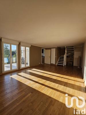 Appartement - 86 m² - 4 pièces