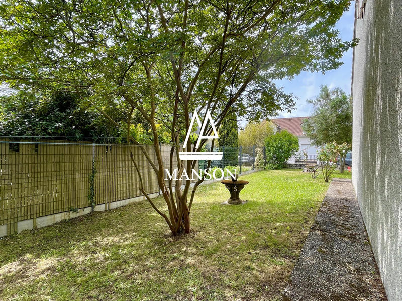 Maison - 104 m² - 4 pièces