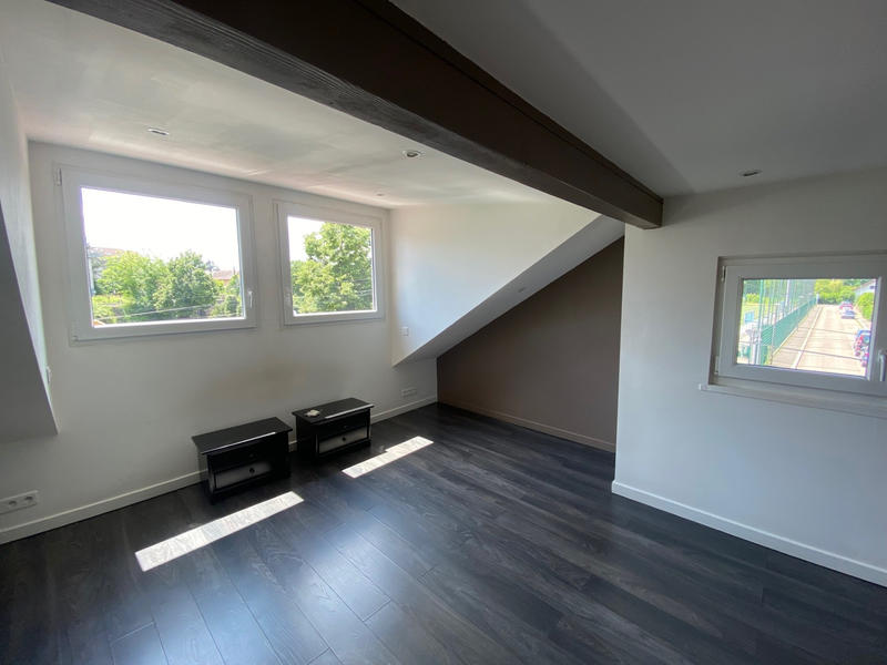 Maison - 195 m² - 6 pièces