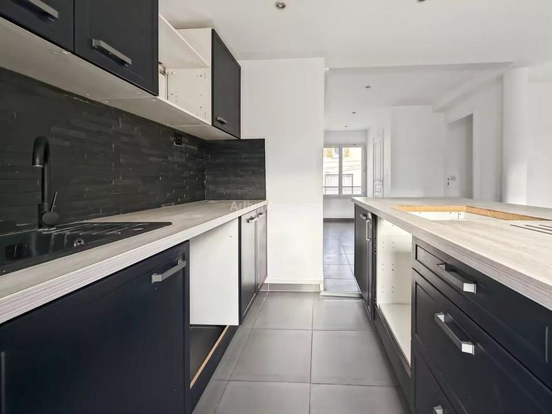 Appartement - 90 m² - 4 pièces