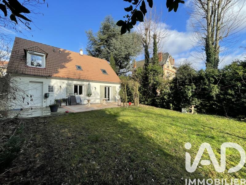 Maison - 105 m² - 5 pièces