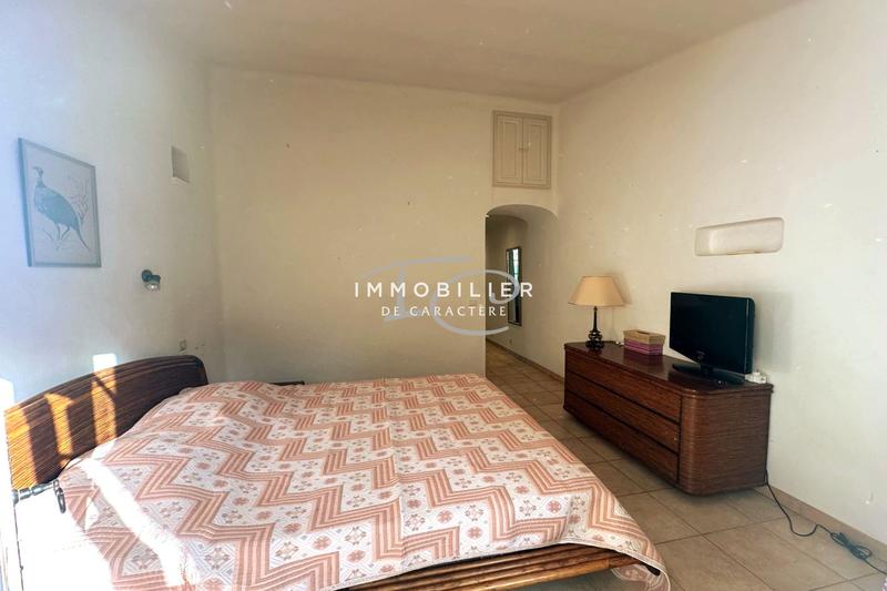 Maison - 141 m² - 1 pièce