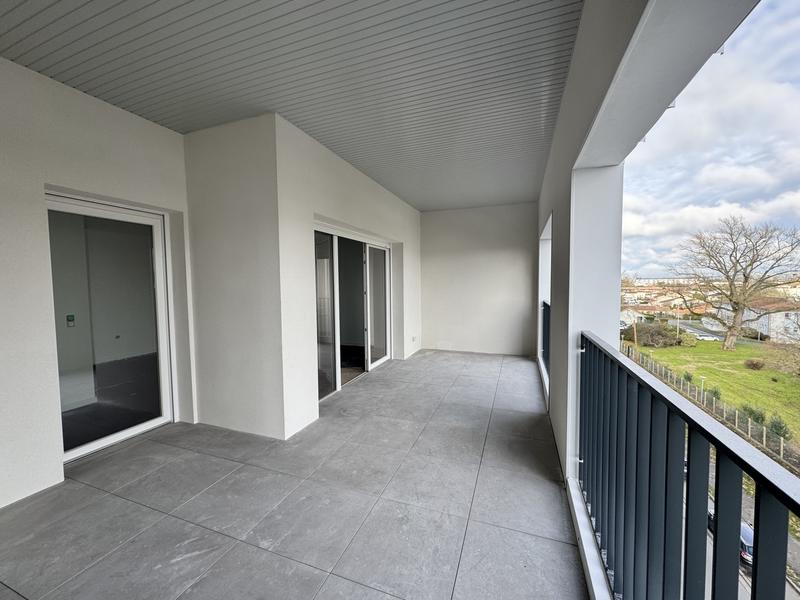 Appartement - 82 m² - 4 pièces