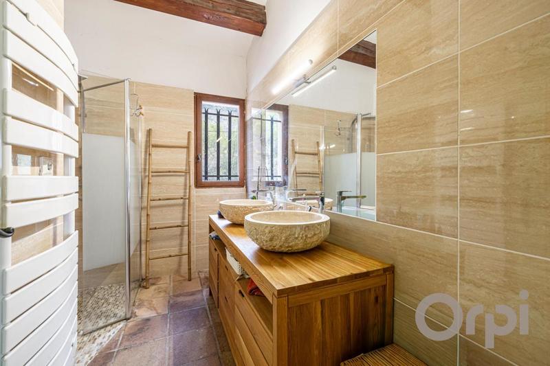 Villa - 124 m² - 6 pièces