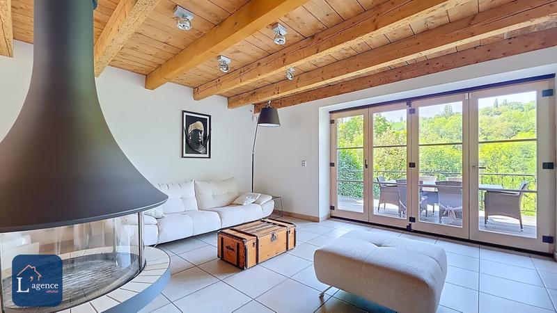 Maison - 194 m² - 7 pièces
