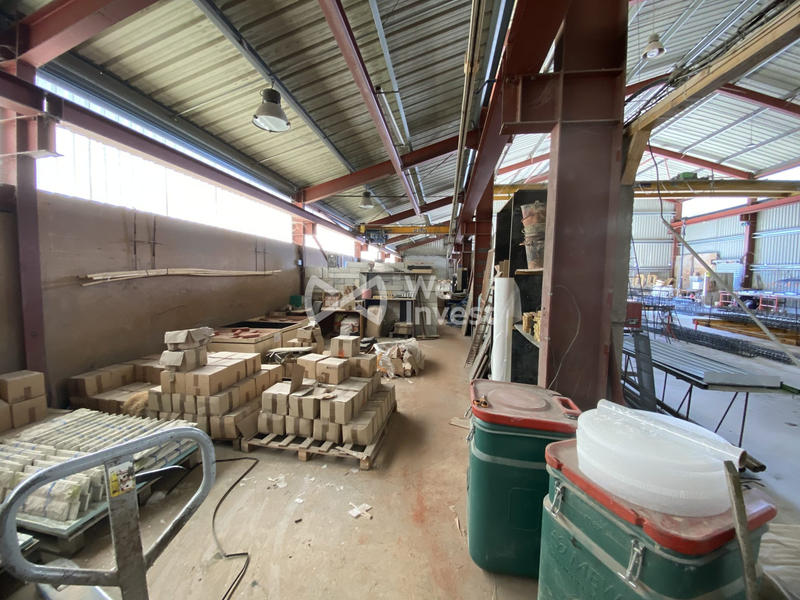 Local commercial - 840 m²