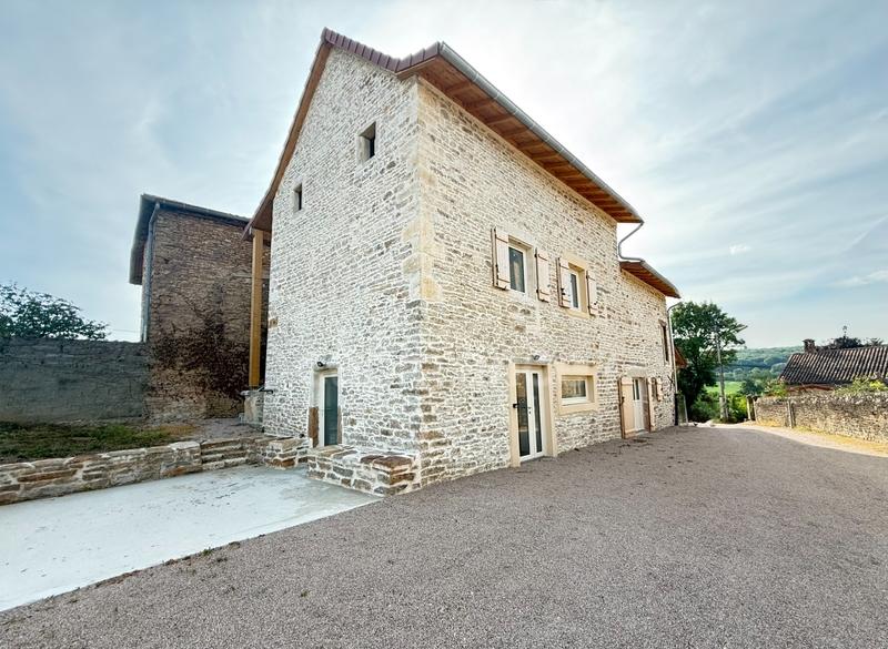 Maison - 124 m² - 6 pièces