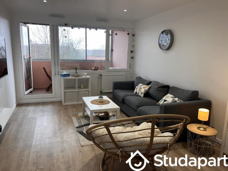 Chambre - 10 m² - 1 pièce