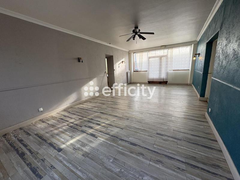 Maison - 192 m² - 8 pièces