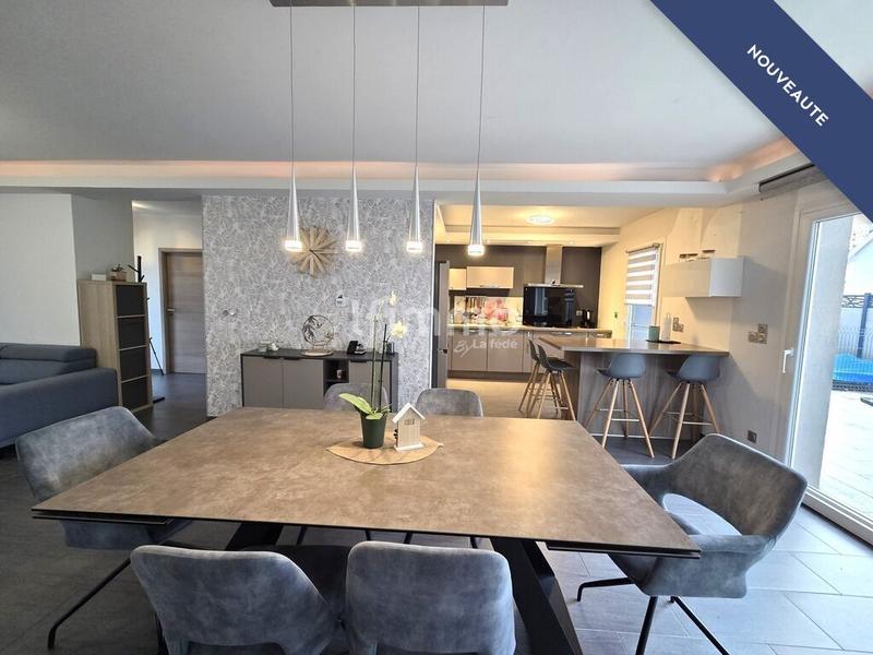 Maison - 138 m² - 6 pièces