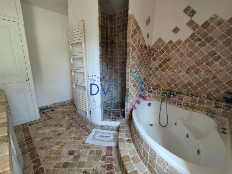 Maison ancienne - 176 m² - 6 pièces