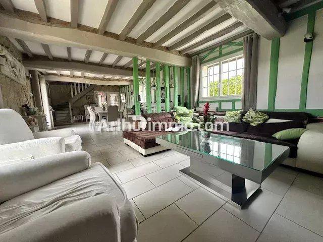 Maison - 193 m² - 5 pièces