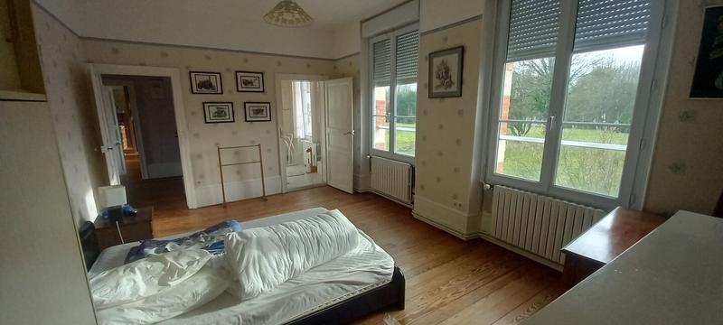 Maison - 290 m² - 6 pièces