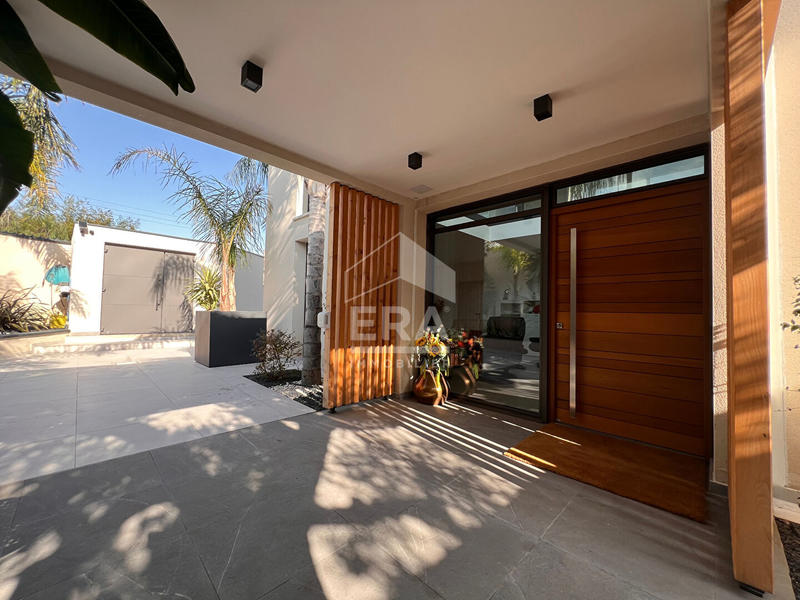 Villa - 220 m² - 7 pièces