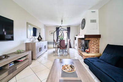 Maison - 104 m² - 5 pièces