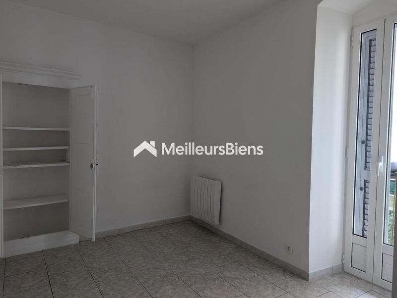 Appartement ancien - 62 m² - 3 pièces