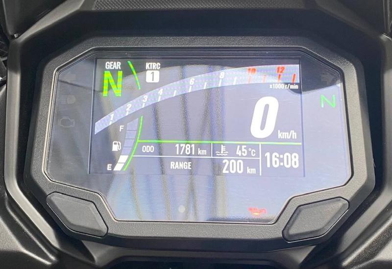 Kawasaki Versys 650 Grand Tourer