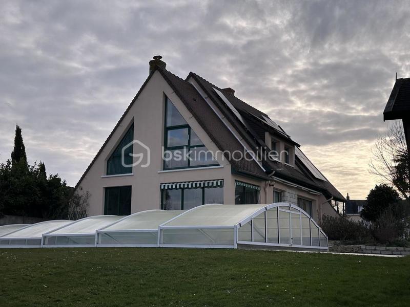 Pavillon - 200 m² - 8 pièces