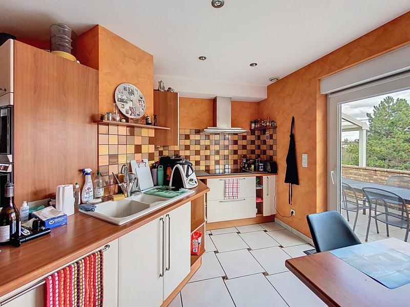 Appartement - 203 m² - 6 pièces