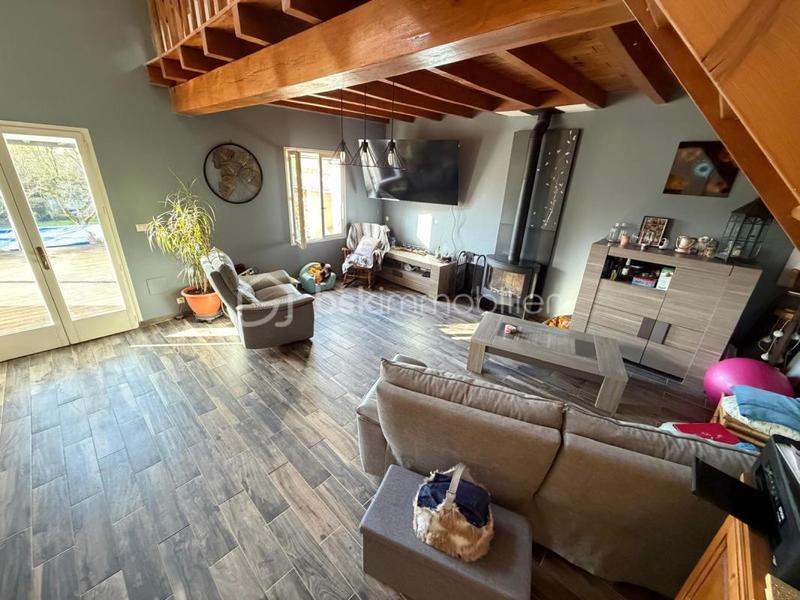 Maison - 157 m² - 5 pièces