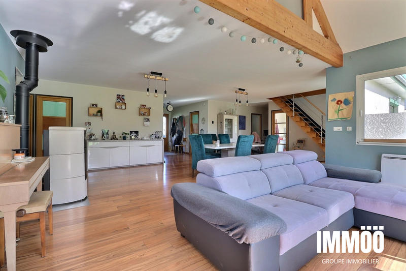 Maison - 193 m² - 7 pièces