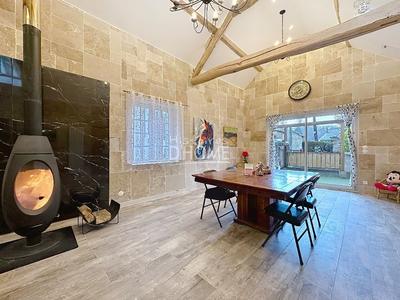 Maison - 158 m² - 5 pièces