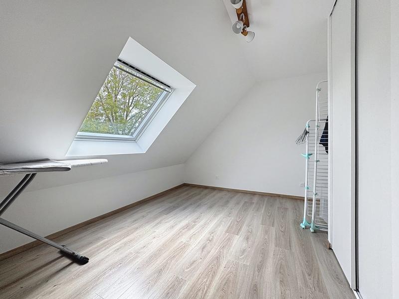 Maison - 180 m² - 7 pièces