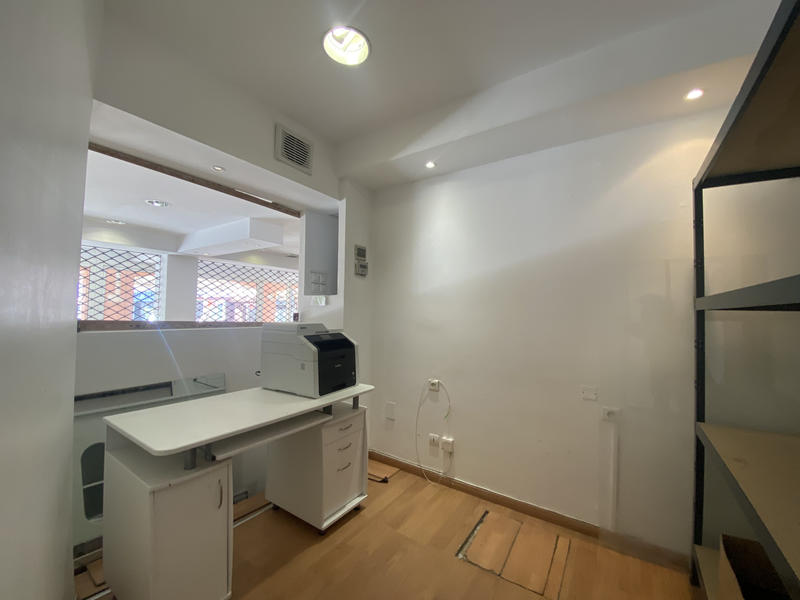 Local commercial - 117 m²