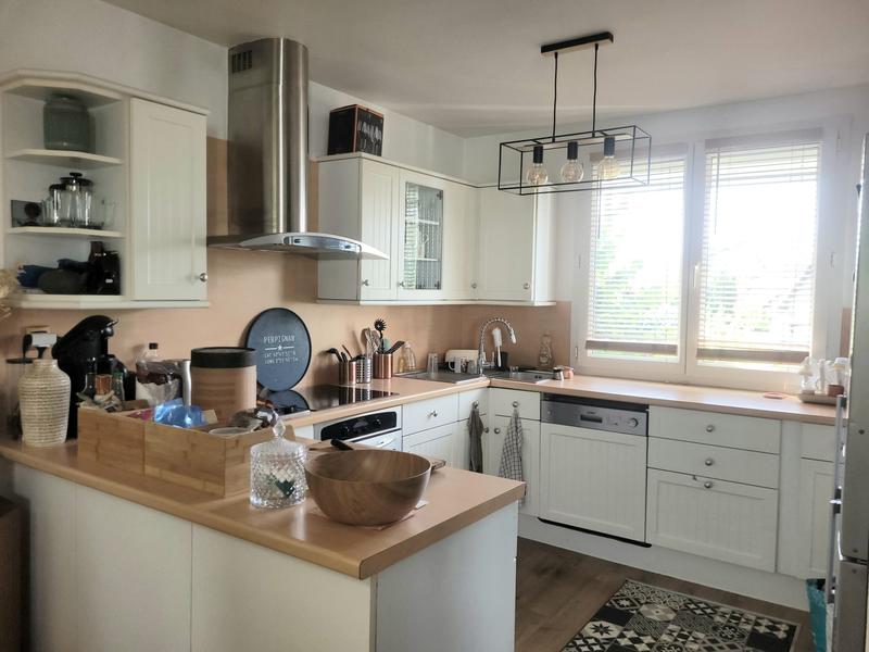 Maison - 122 m² - 8 pièces