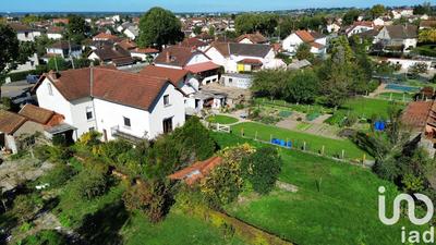 Maison de ville - 105 m² - 6 pièces